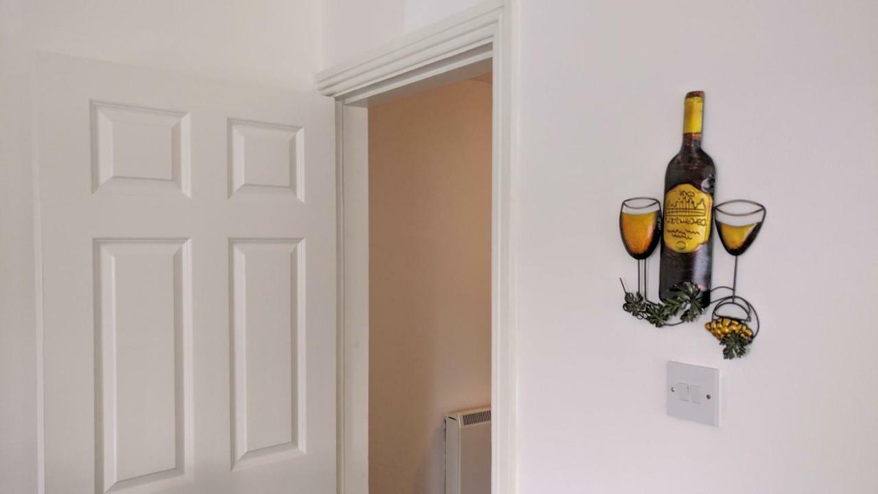 Riverview Luxury Short Stay Apartment Enniscorthy Exterior foto